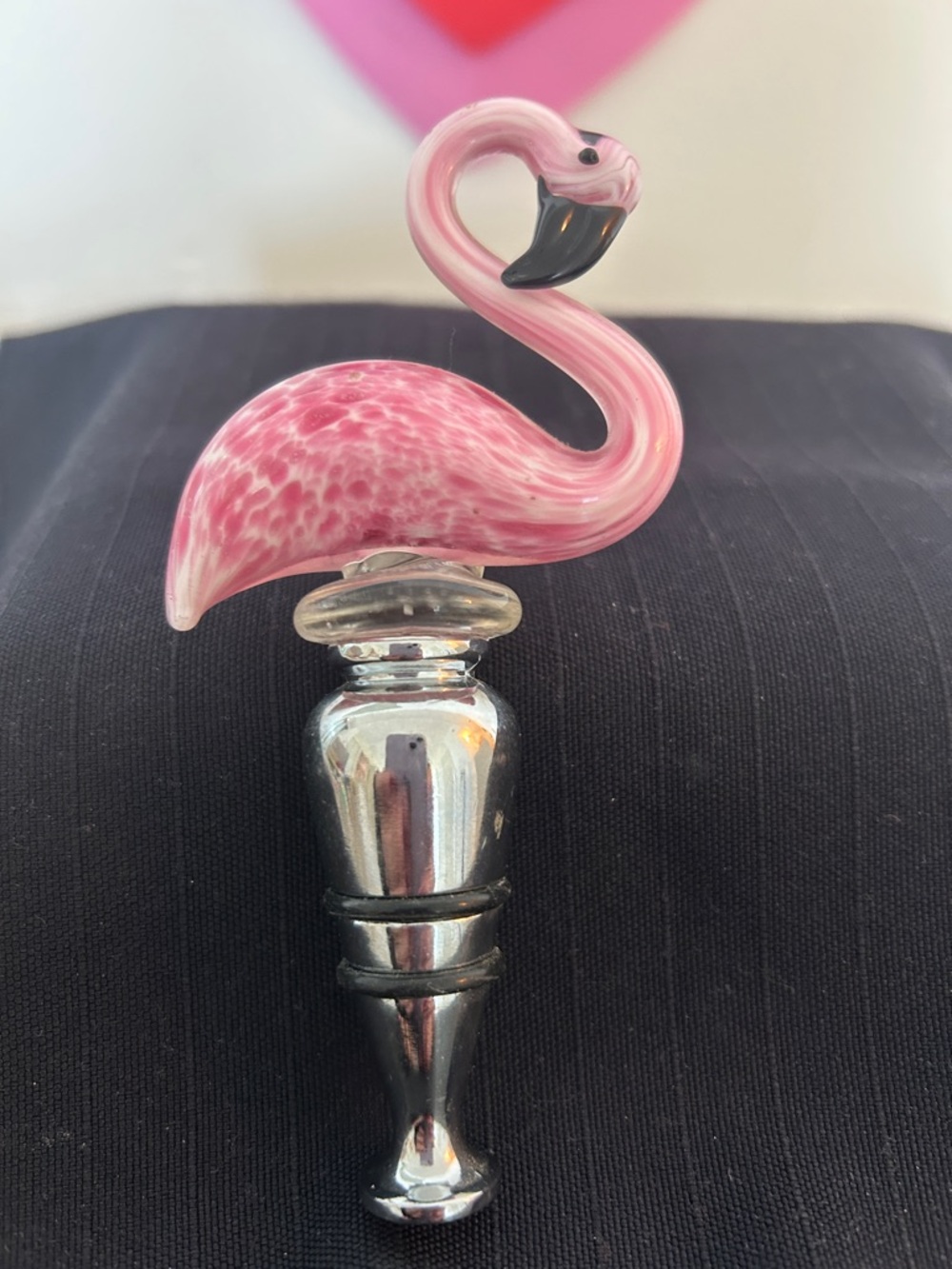 PINK FLAMINGO Blown Glass Bottle Wine Stopper-detailed craftsmanship